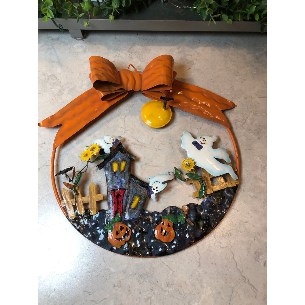 Halloween Wreath Door Hanger Metal Ghosts Pumpkins Hand Painted 11x11”